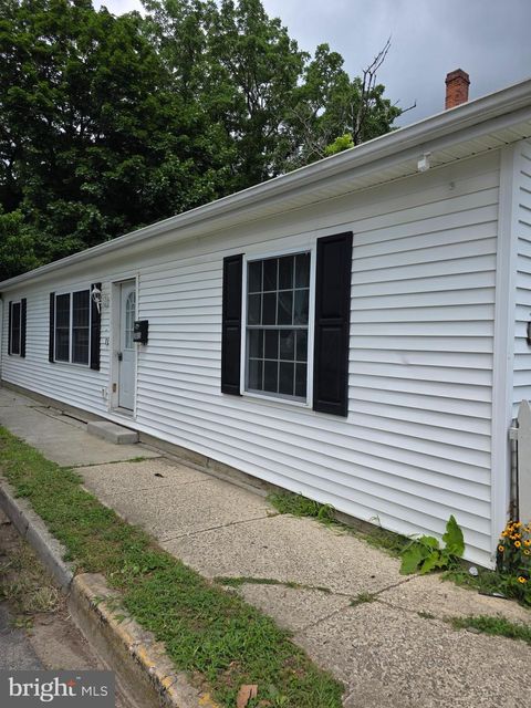 305 W REED STREET DOVER DE 19904