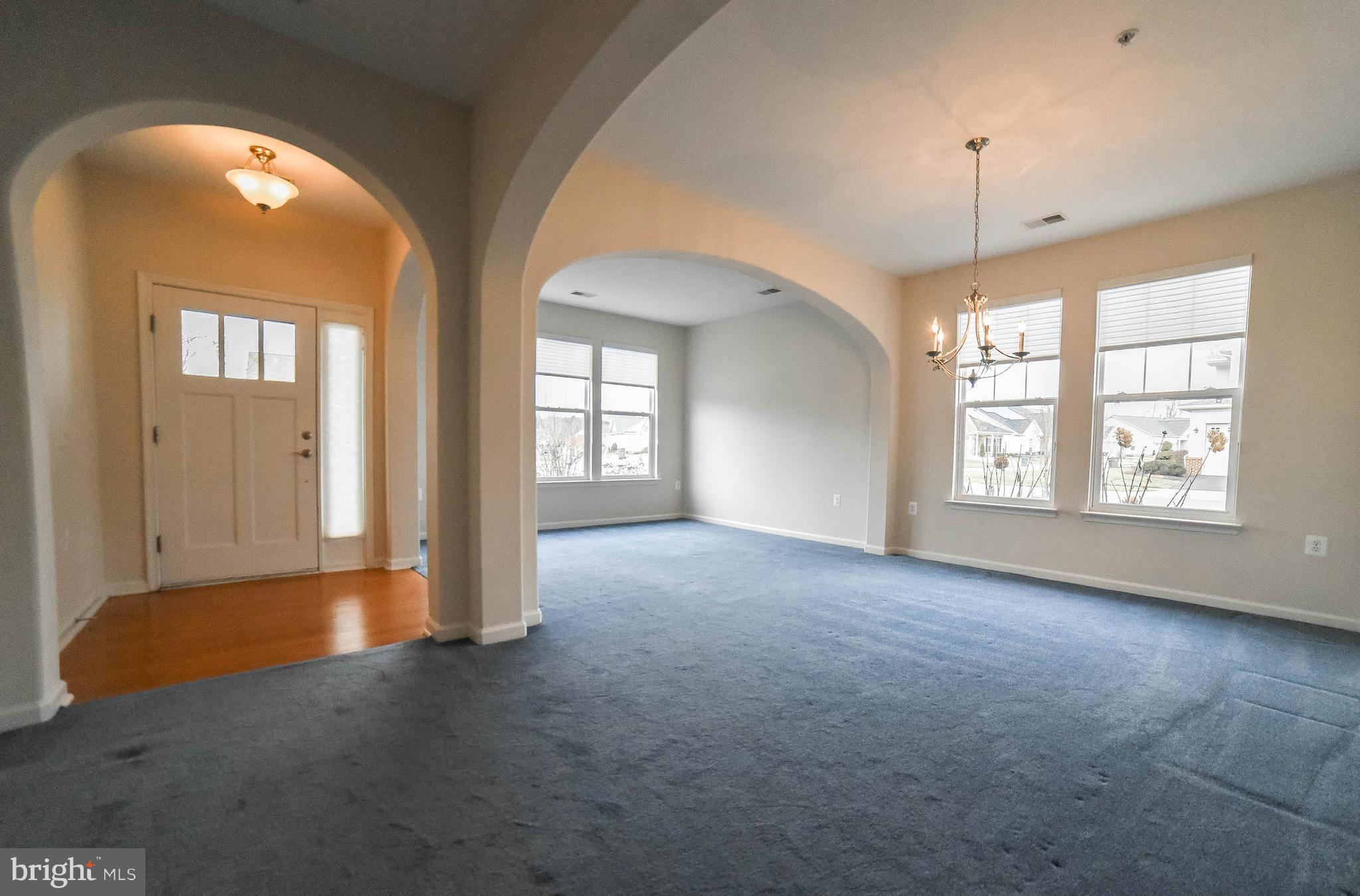 CENTRAL PARKE COLONIAL CHARLES - Residential