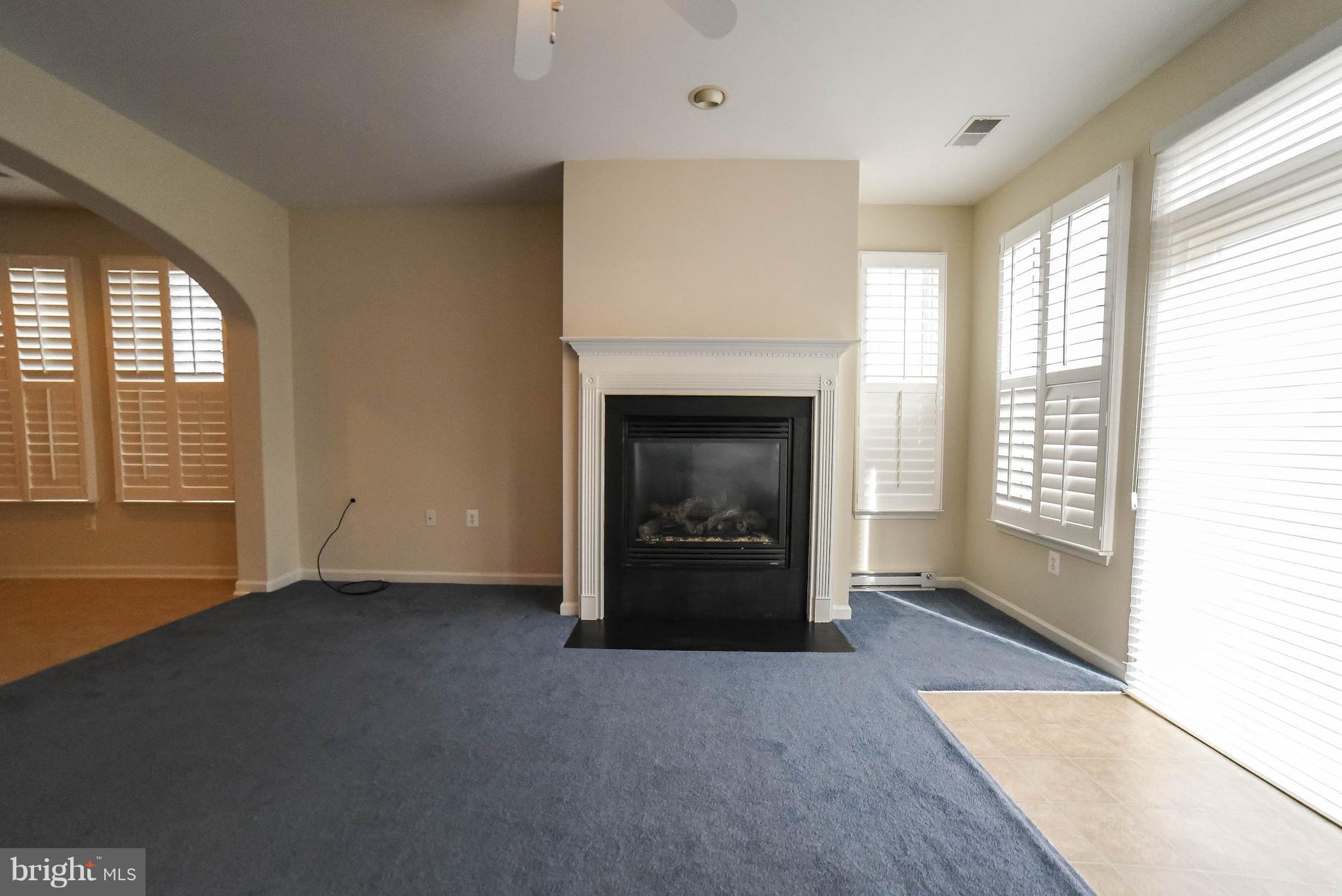 CENTRAL PARKE COLONIAL CHARLES - Residential