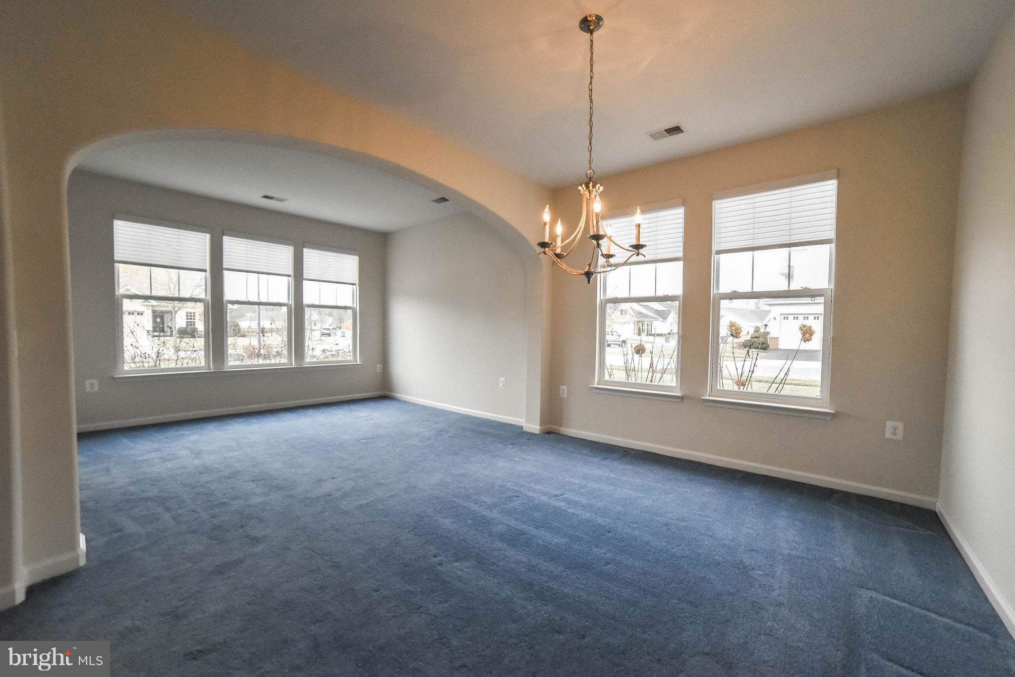 CENTRAL PARKE COLONIAL CHARLES - Residential