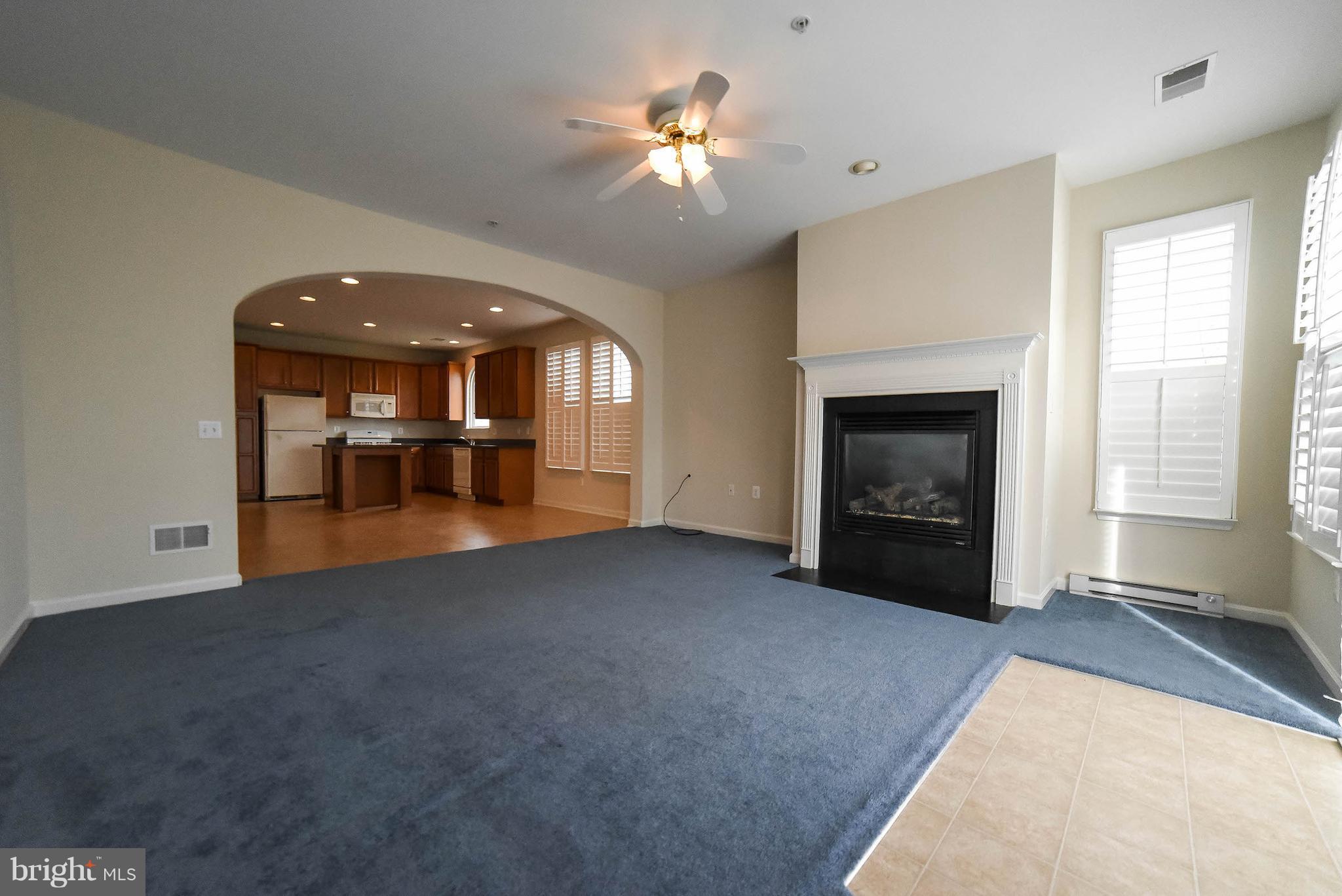 CENTRAL PARKE COLONIAL CHARLES - Residential