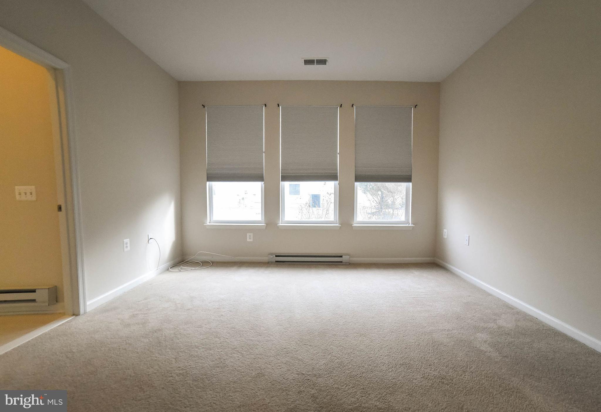 CENTRAL PARKE COLONIAL CHARLES - Residential