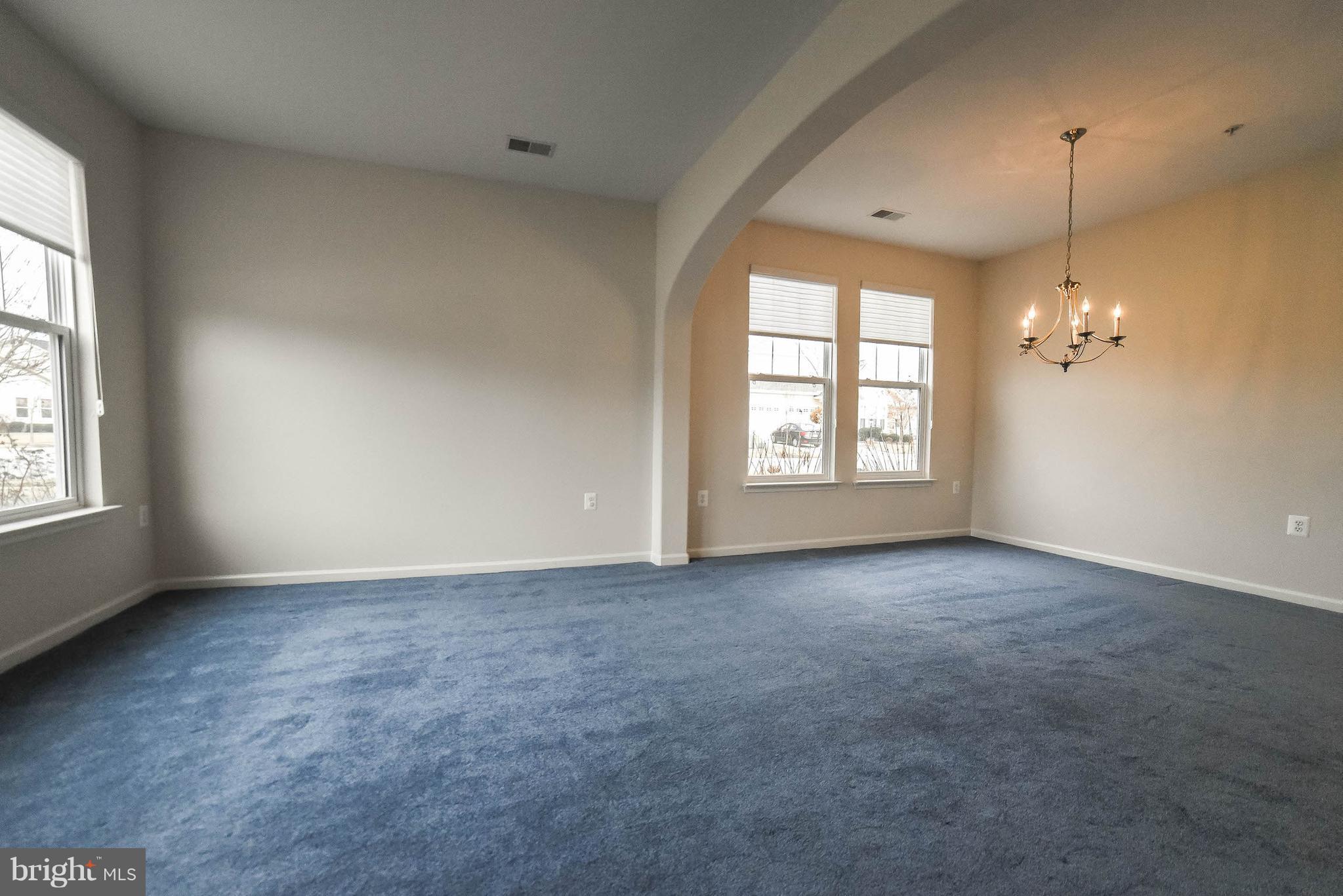 CENTRAL PARKE COLONIAL CHARLES - Residential