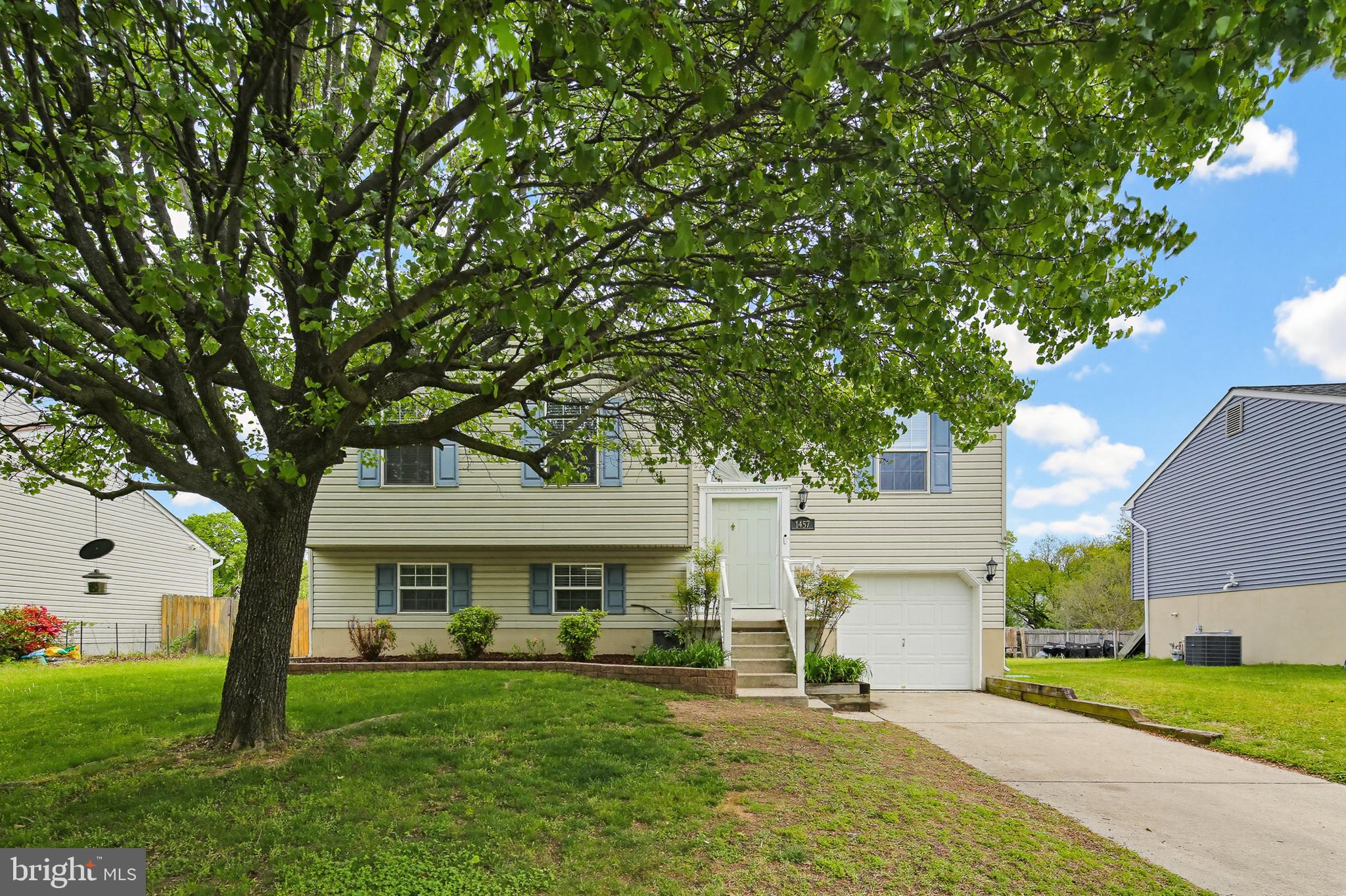 1457 GRAHAM FARM CIRCLE