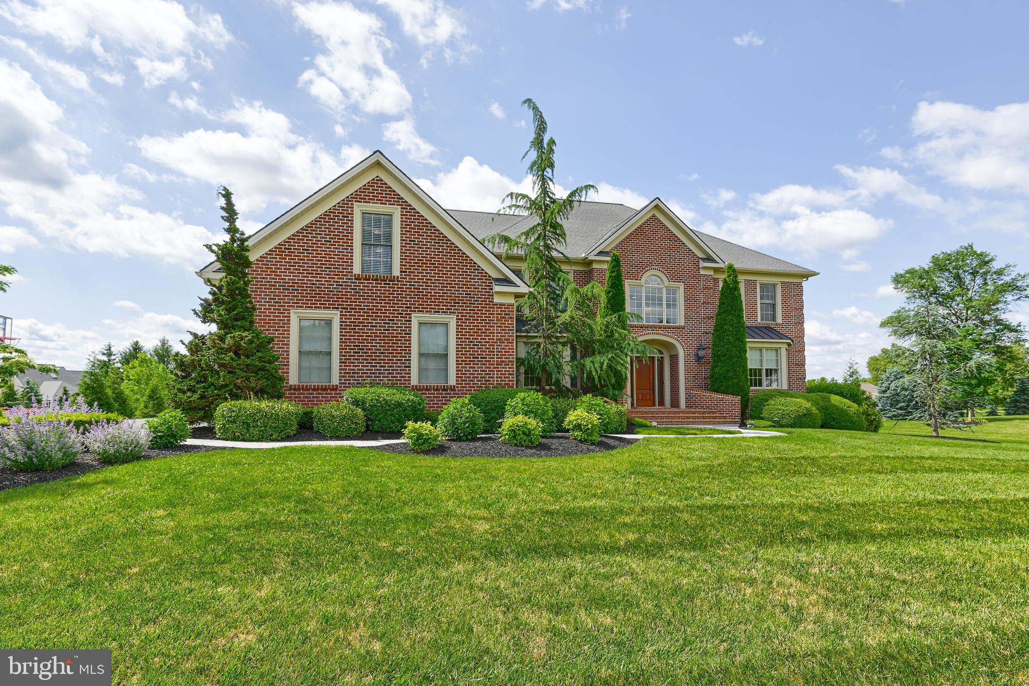 THORNHILL - Residential