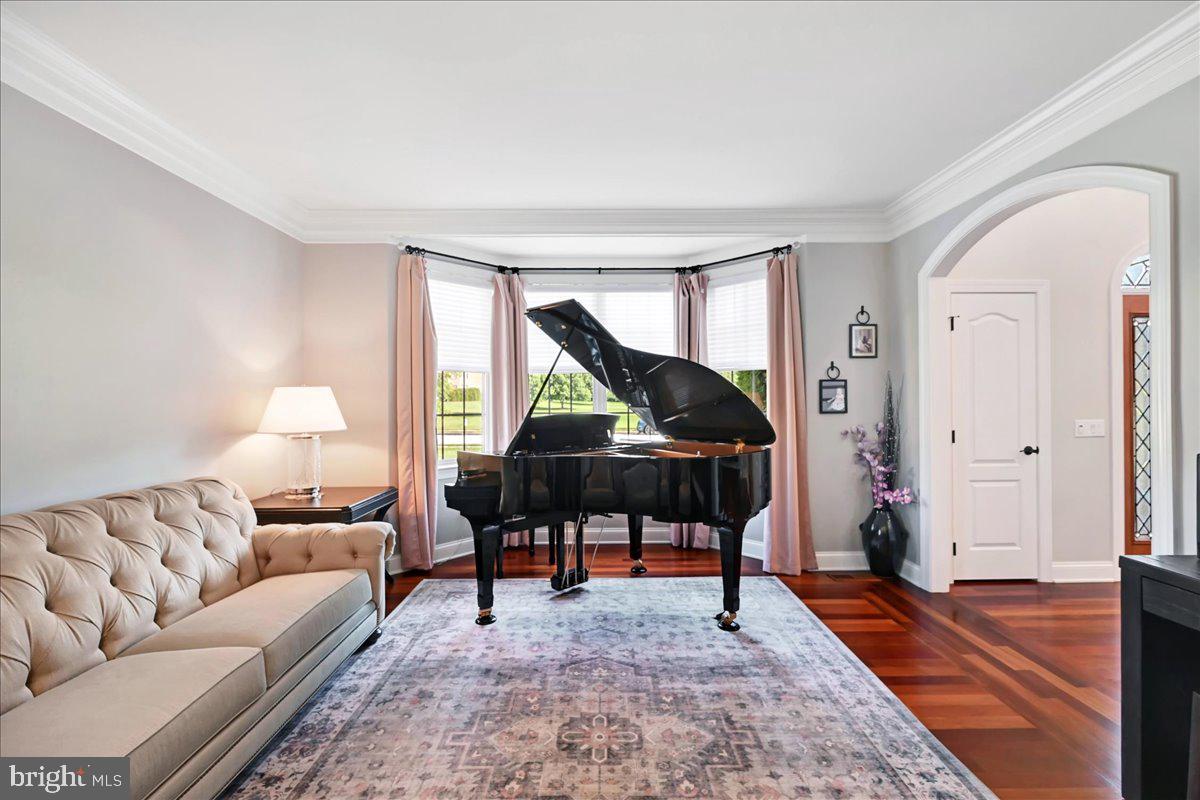 THORNHILL - Residential