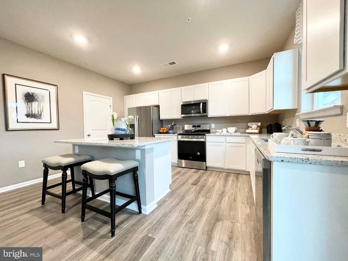 MAGNOLIA ESTATES - Residential