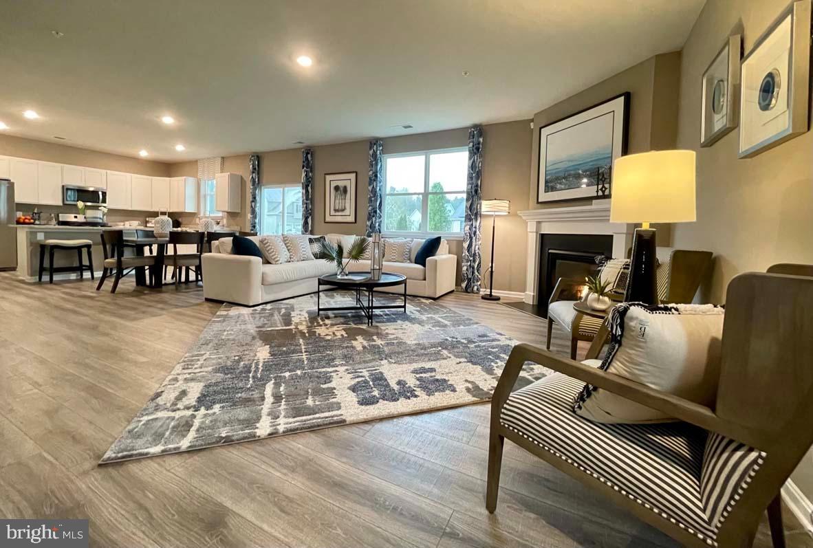MAGNOLIA ESTATES - Residential