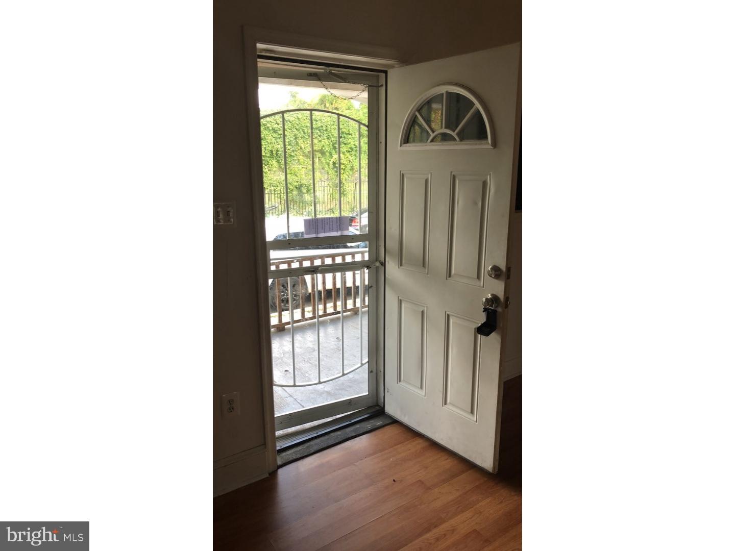 WEST OAK LANE - Residential