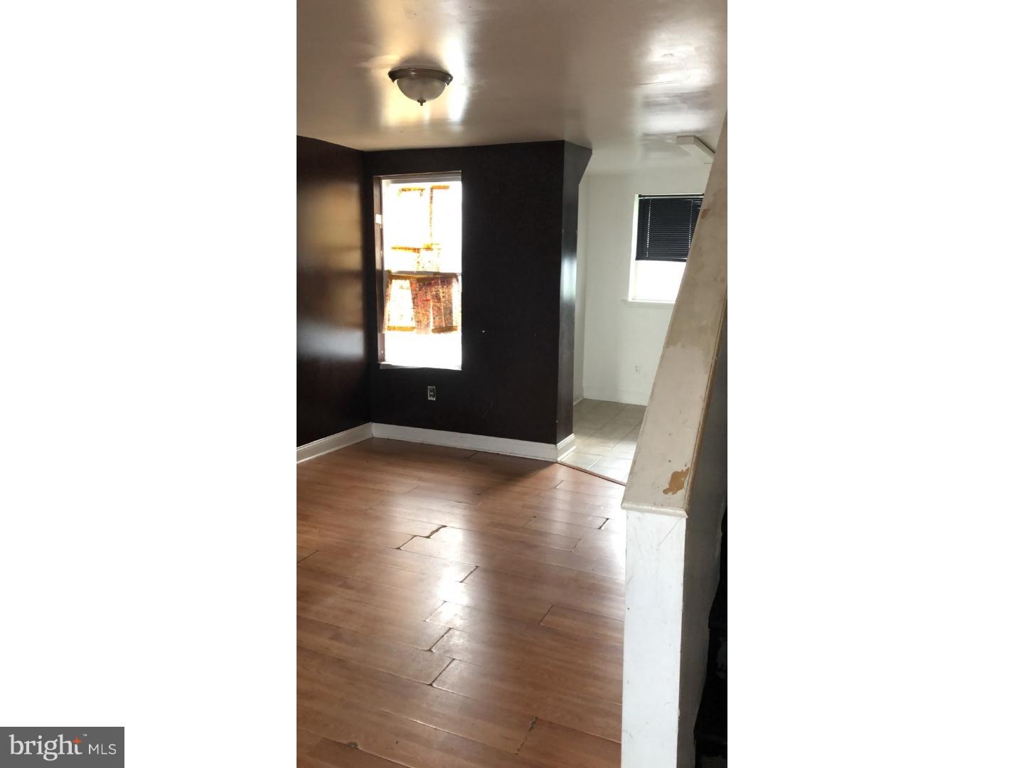 WEST OAK LANE - Residential