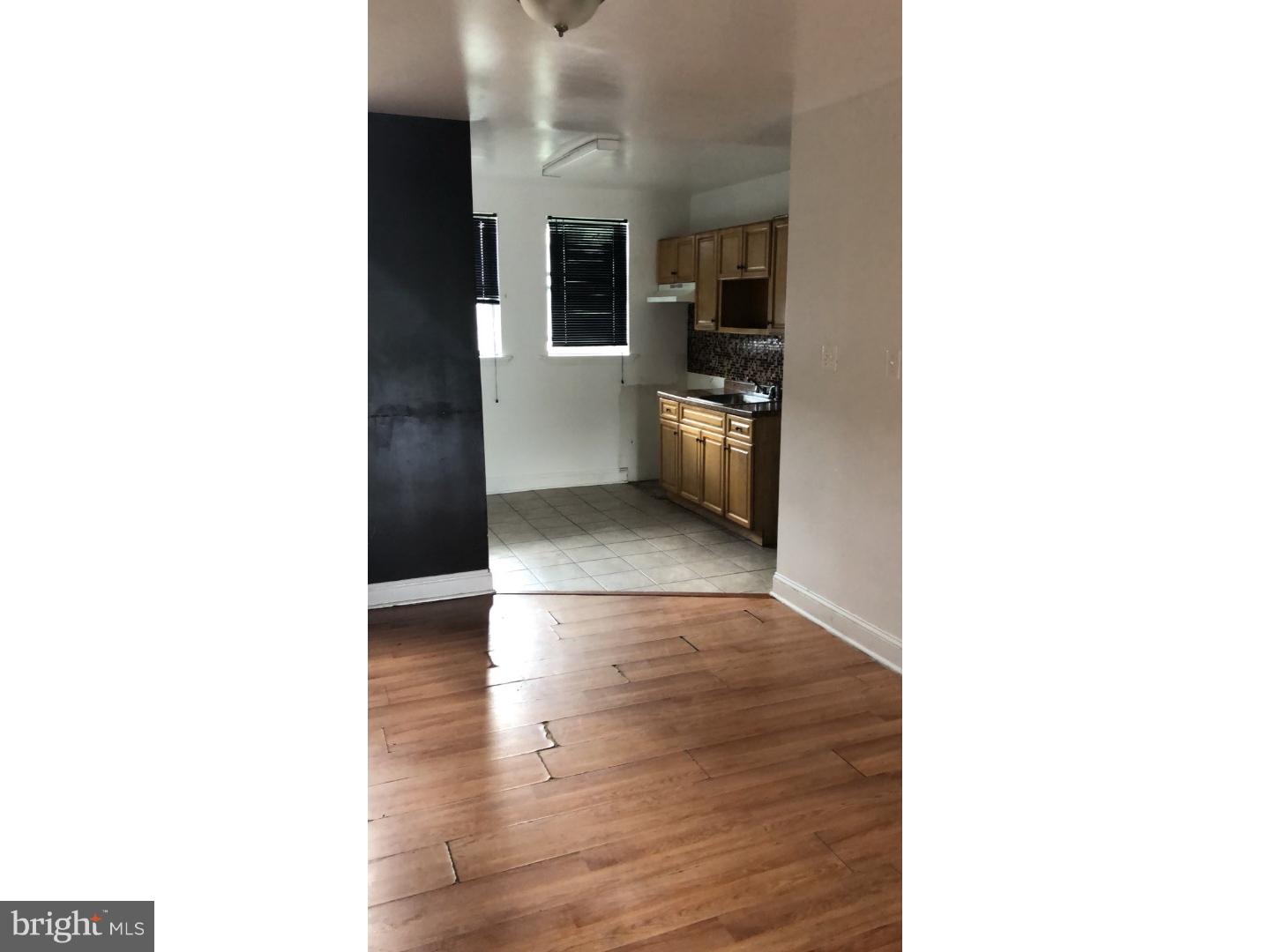 WEST OAK LANE - Residential