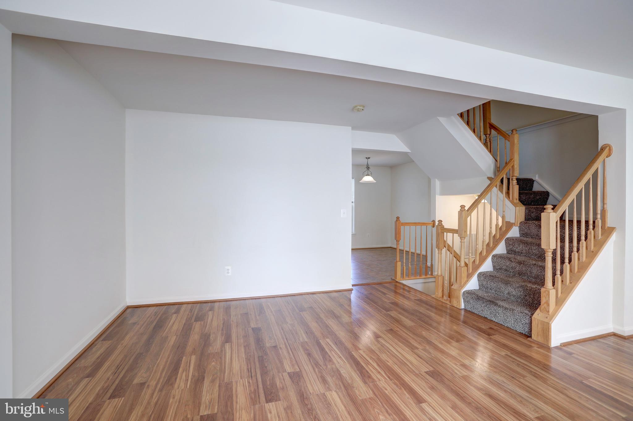 LAKELAND PLACE - Residential