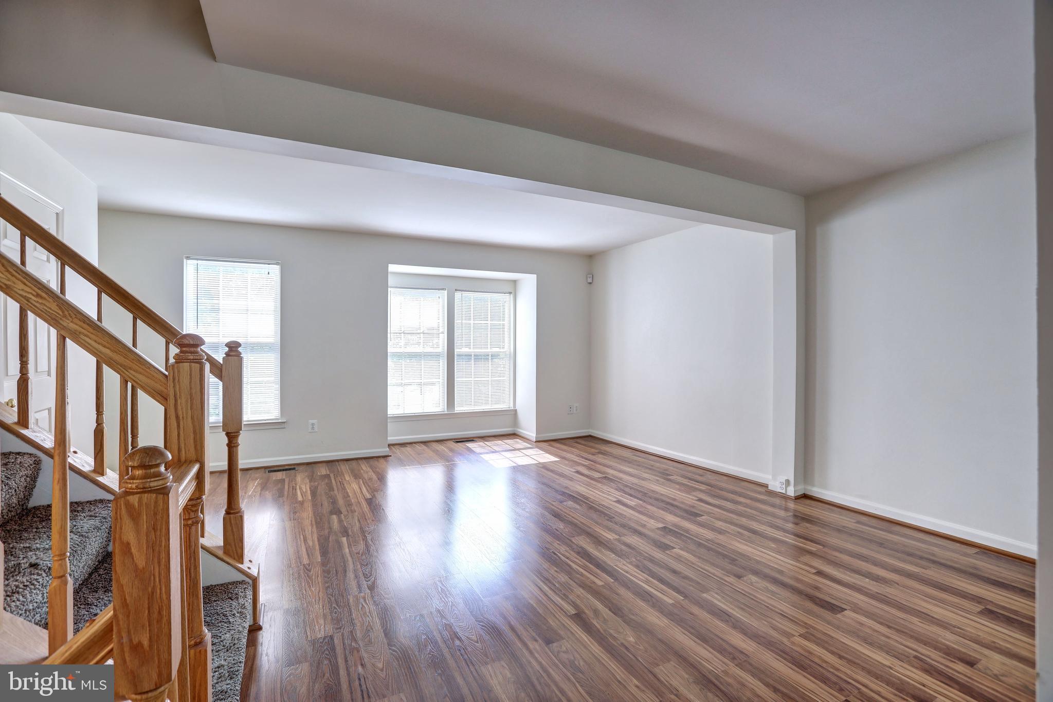 LAKELAND PLACE - Residential