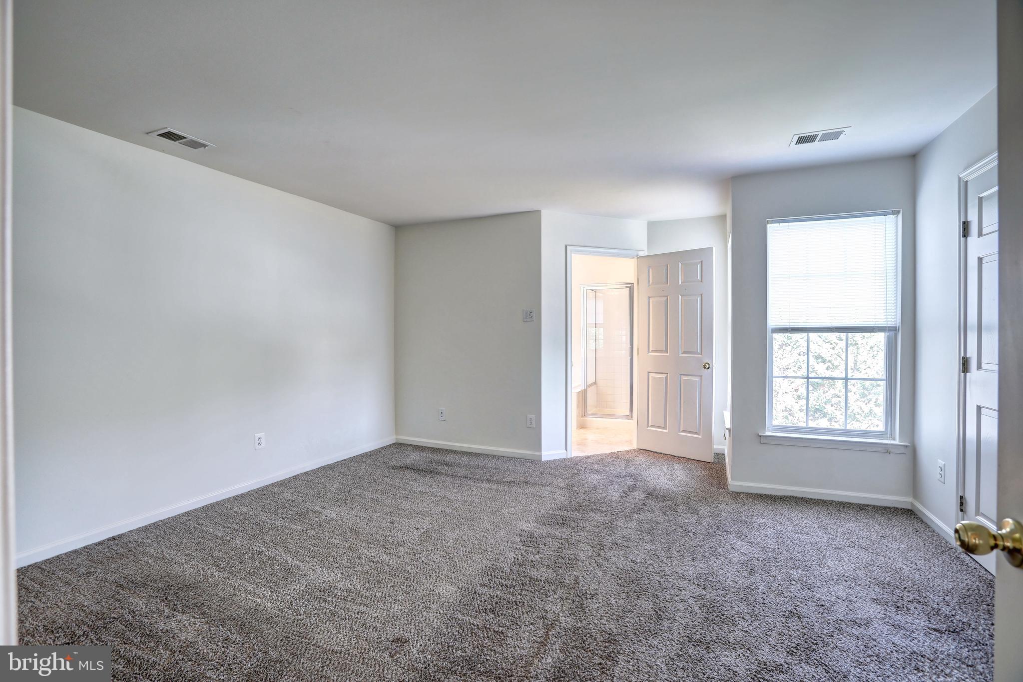 LAKELAND PLACE - Residential