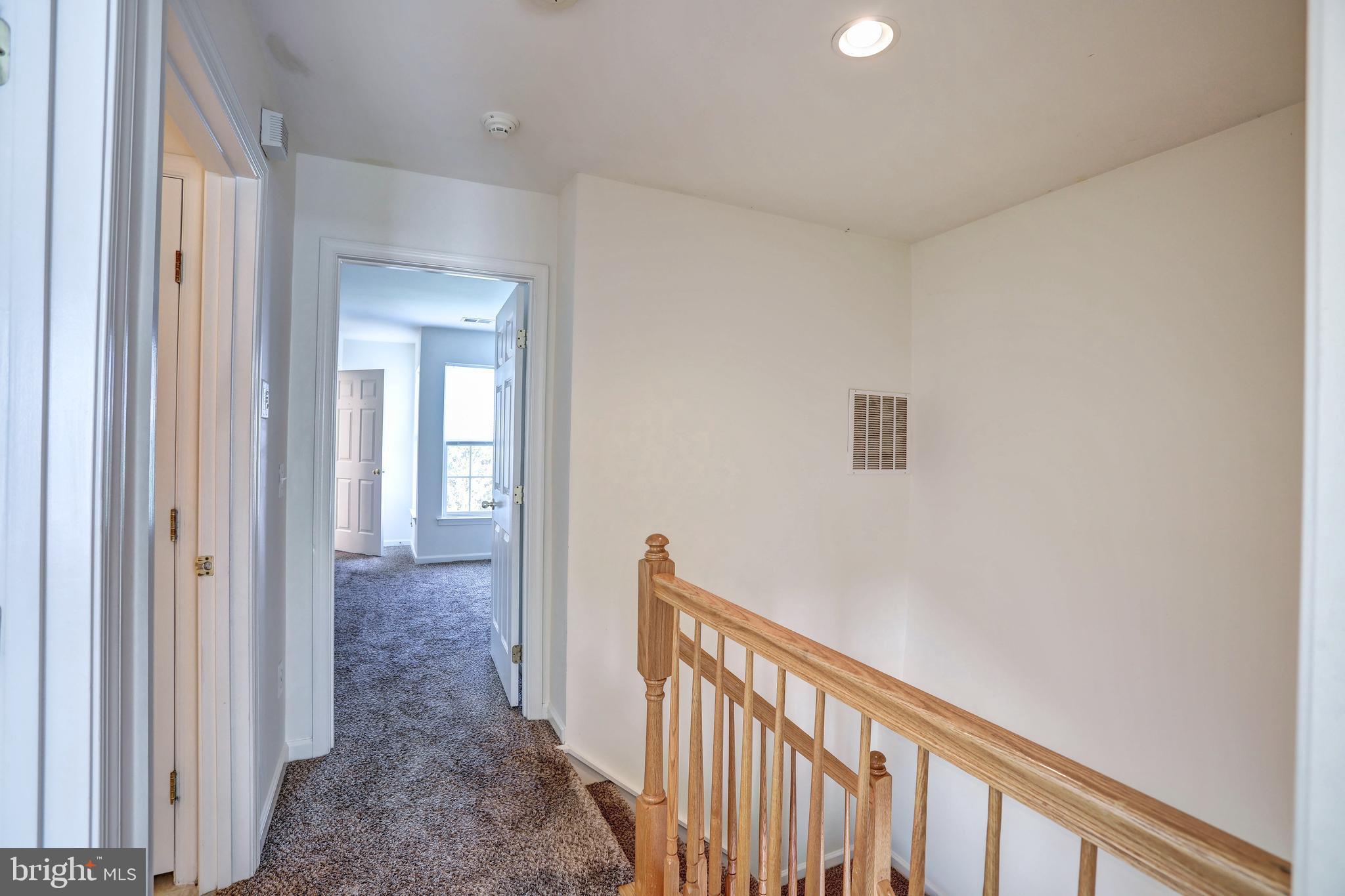 LAKELAND PLACE - Residential