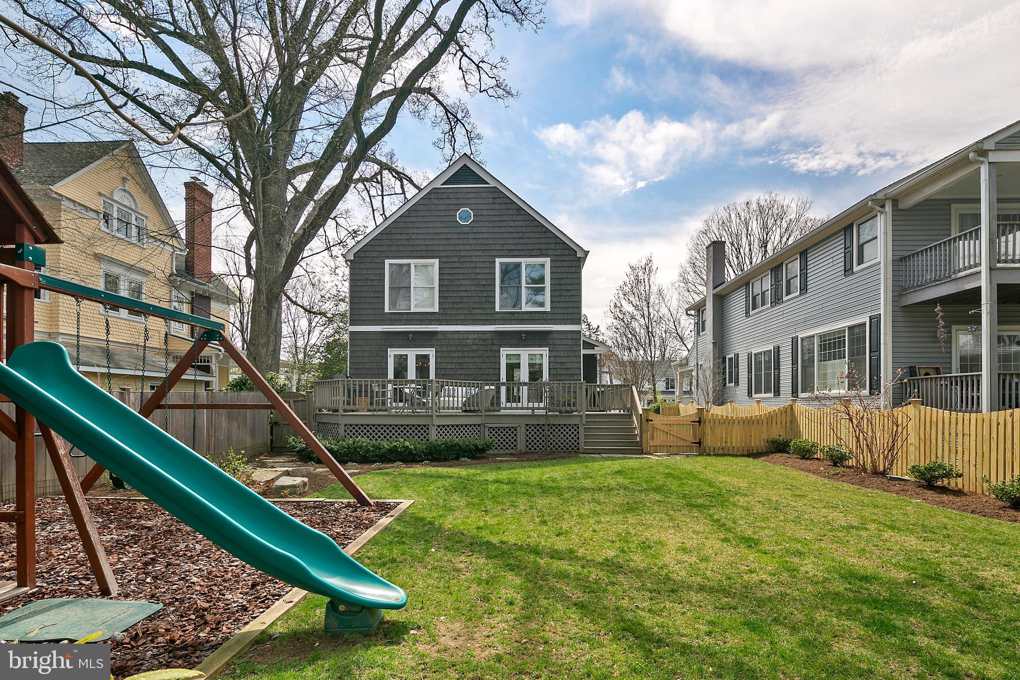 CHEVY CHASE - Residential