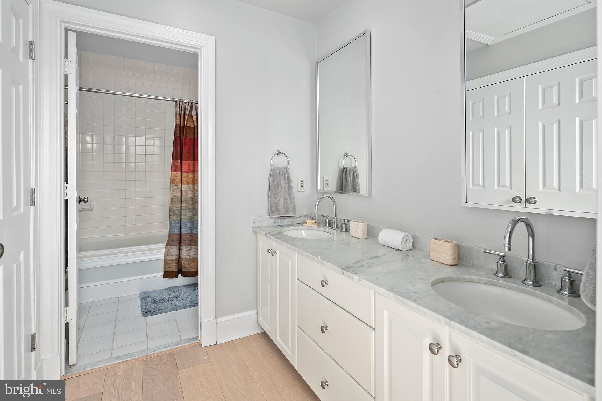 CHEVY CHASE - Residential