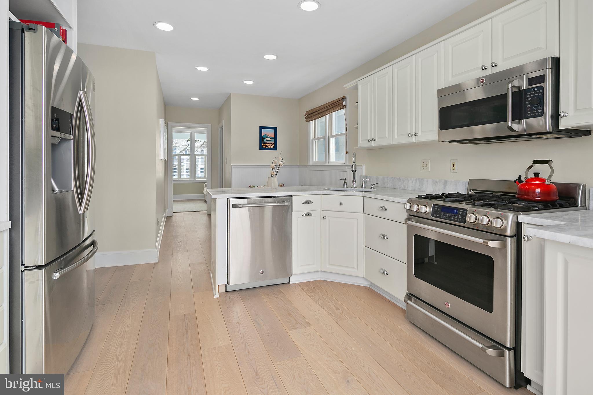 CHEVY CHASE - Residential