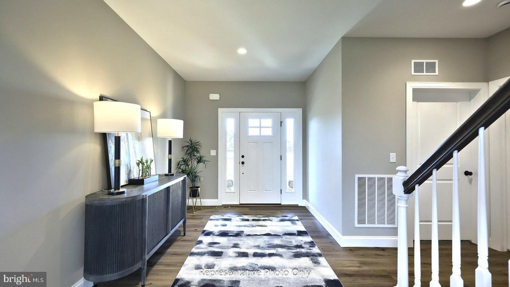 Photo of 113 Washington Crossing, YORK, PA 17404 (MLS # PAYK2099818)