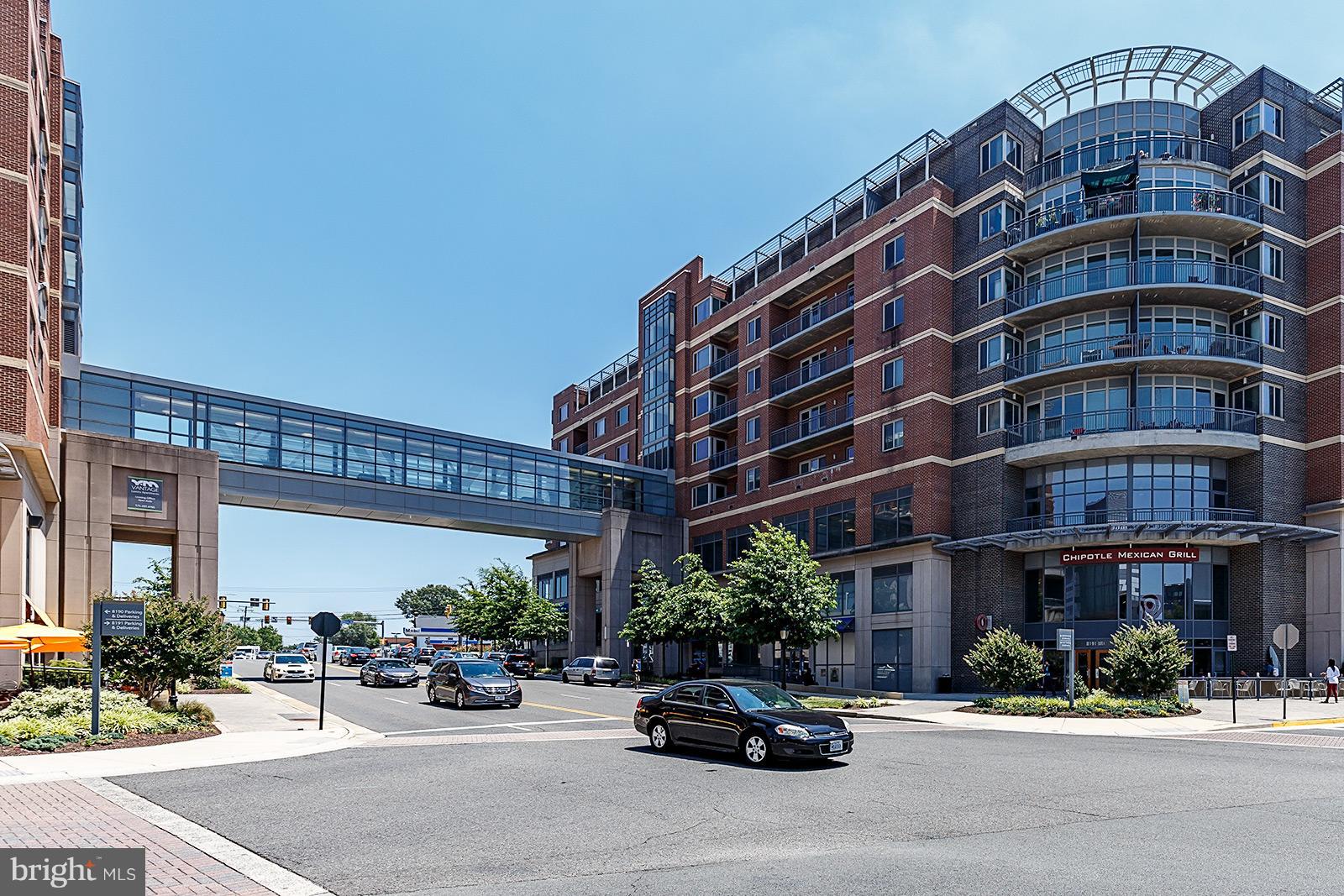 FALLS CHURCH GARDENS - Residential