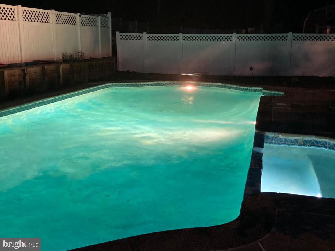 HOMEWOOD - Residential