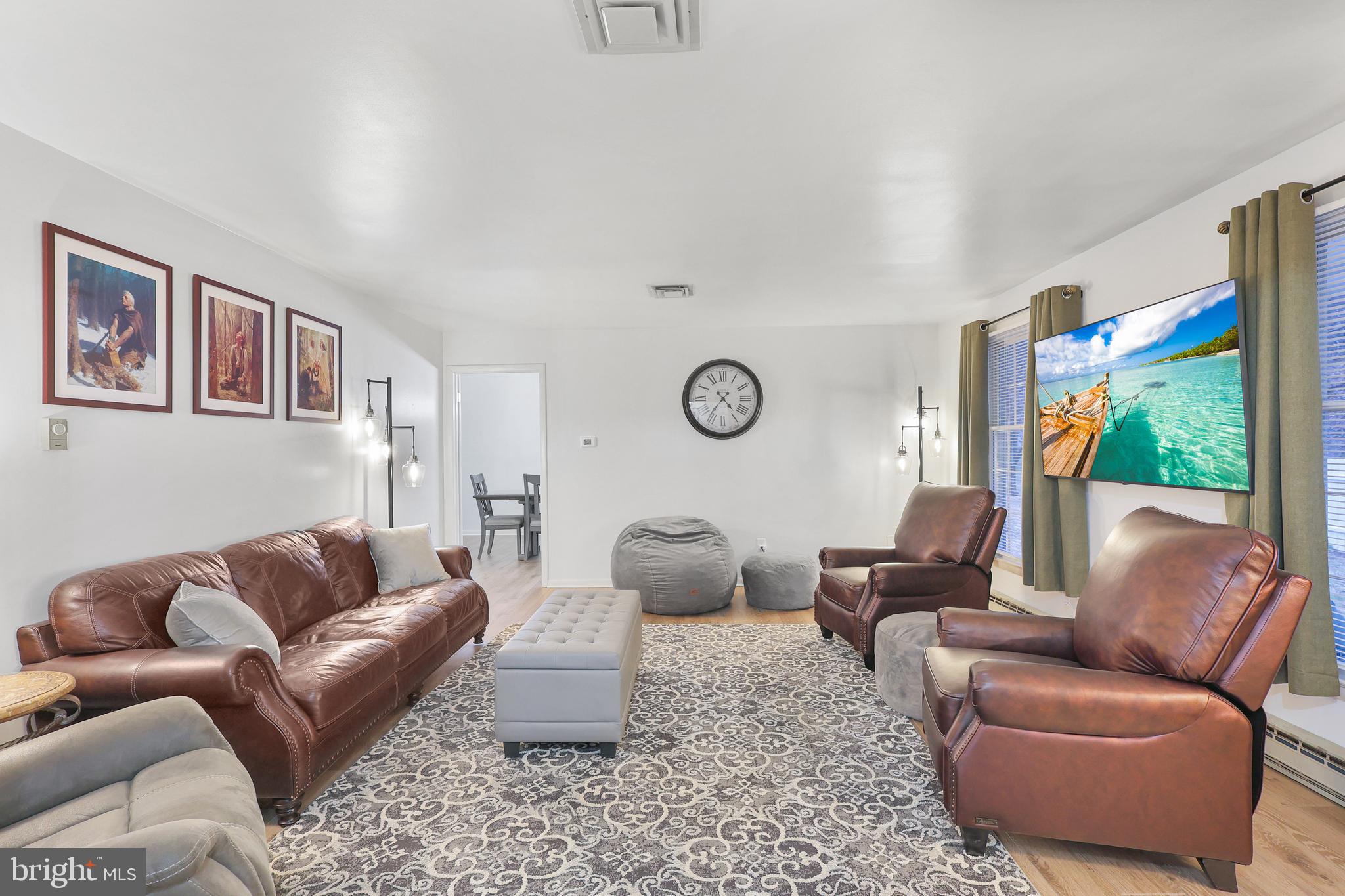 HOMEWOOD - Residential