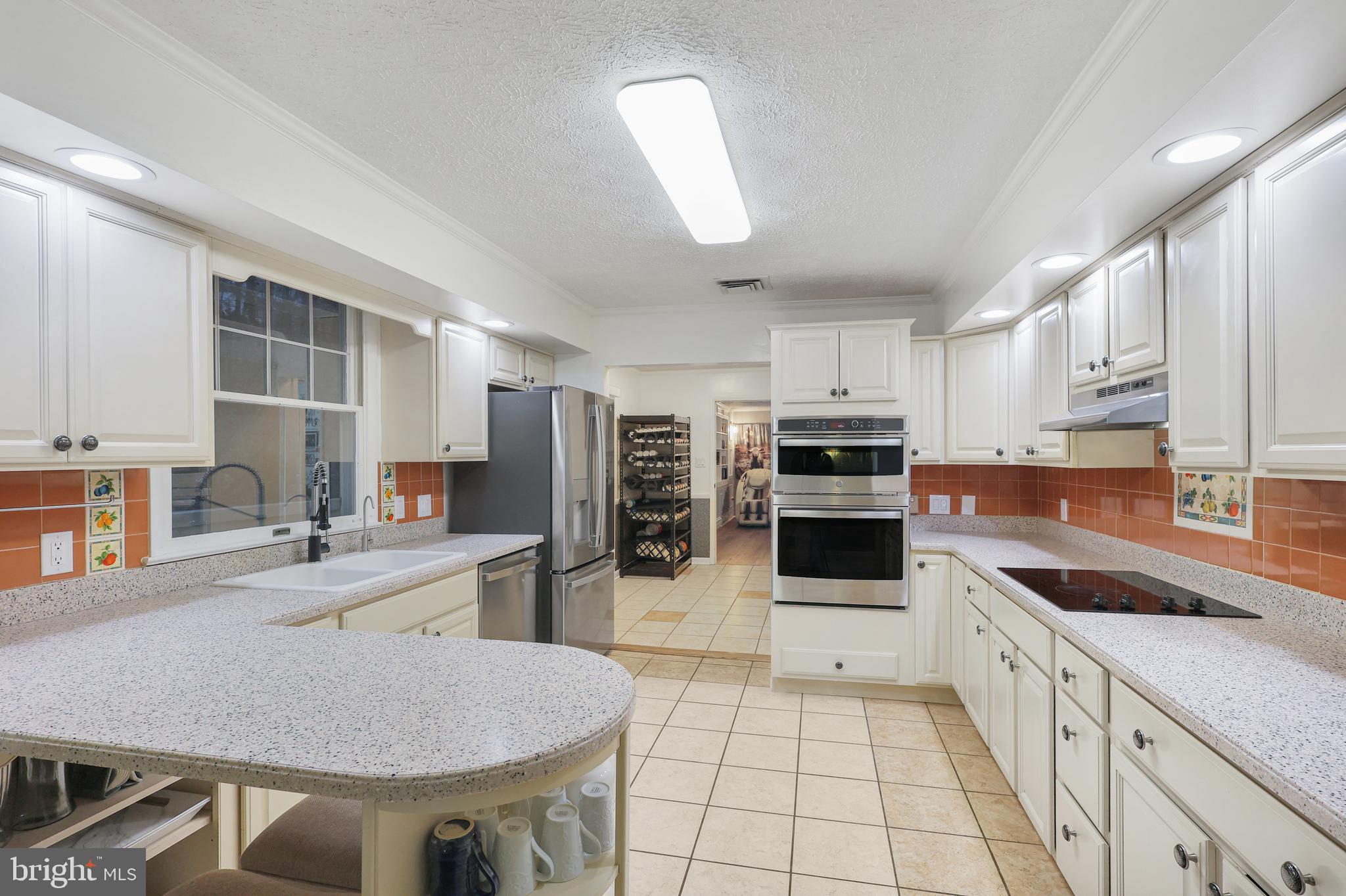 HOMEWOOD - Residential