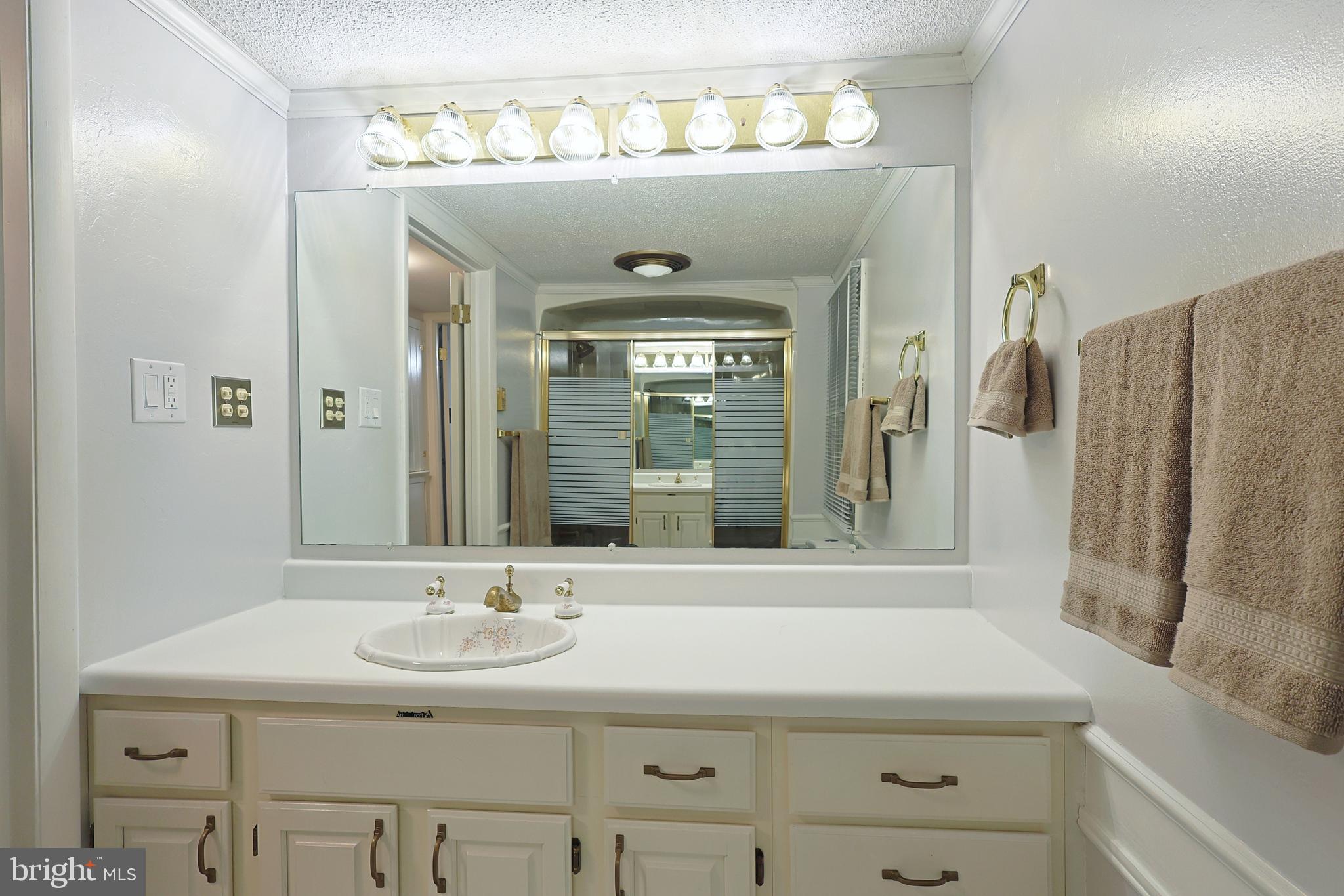 HOMEWOOD - Residential