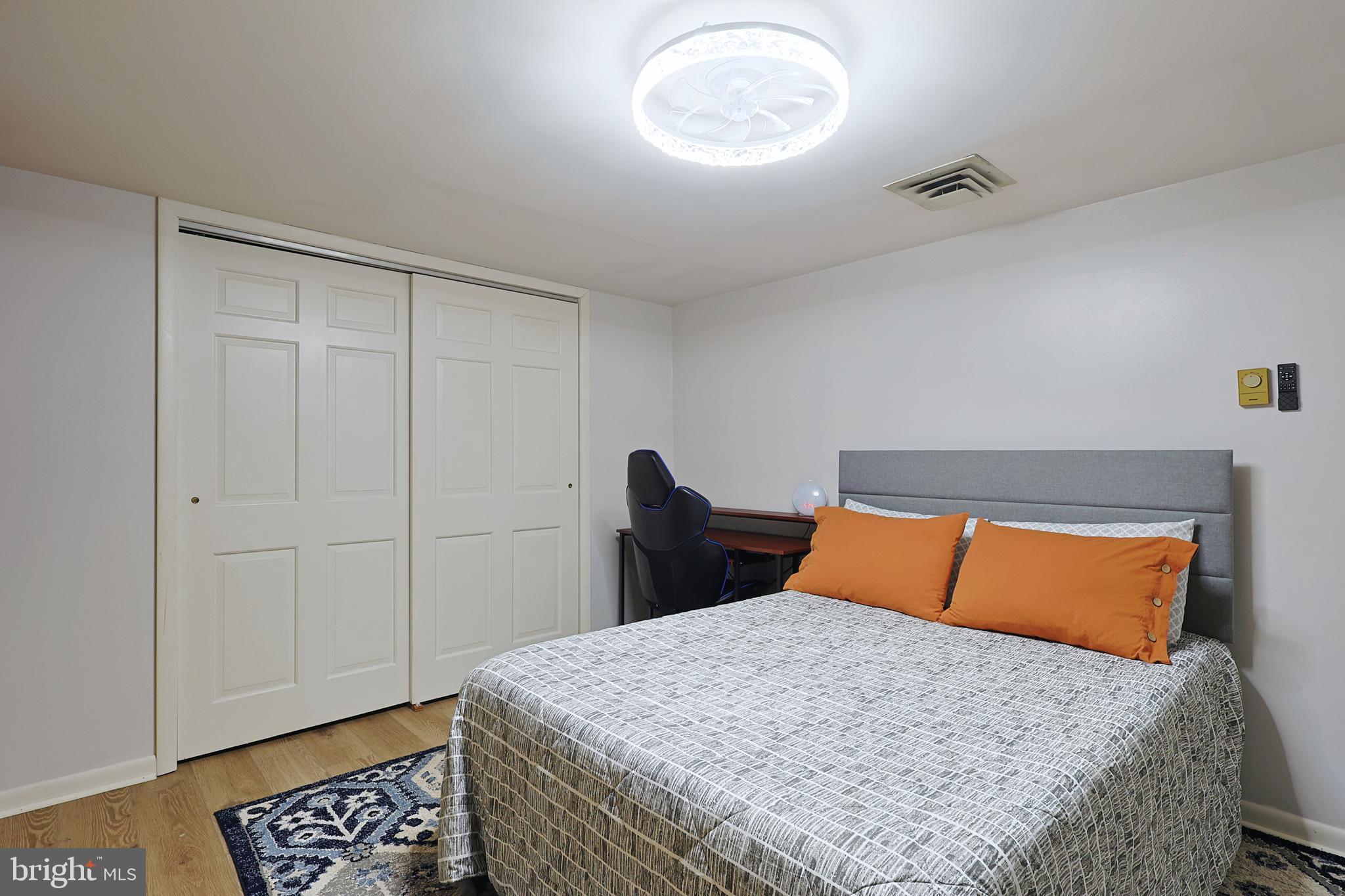 HOMEWOOD - Residential