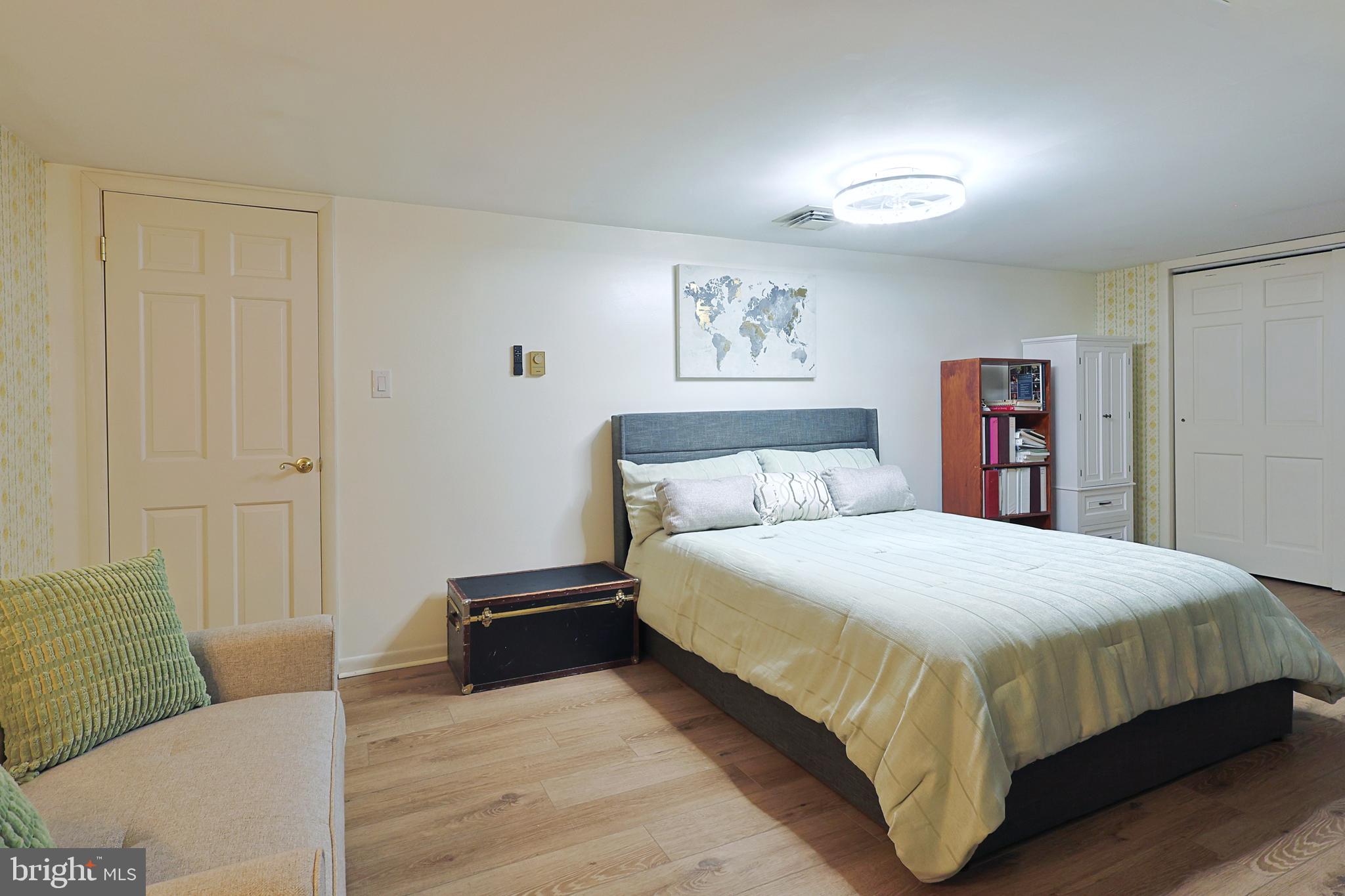 HOMEWOOD - Residential