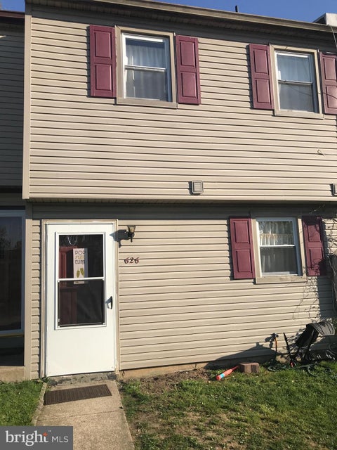 Townhouse For Sale - 626 Tara Drive<br/> SICKLERVILLE, NJ 08081