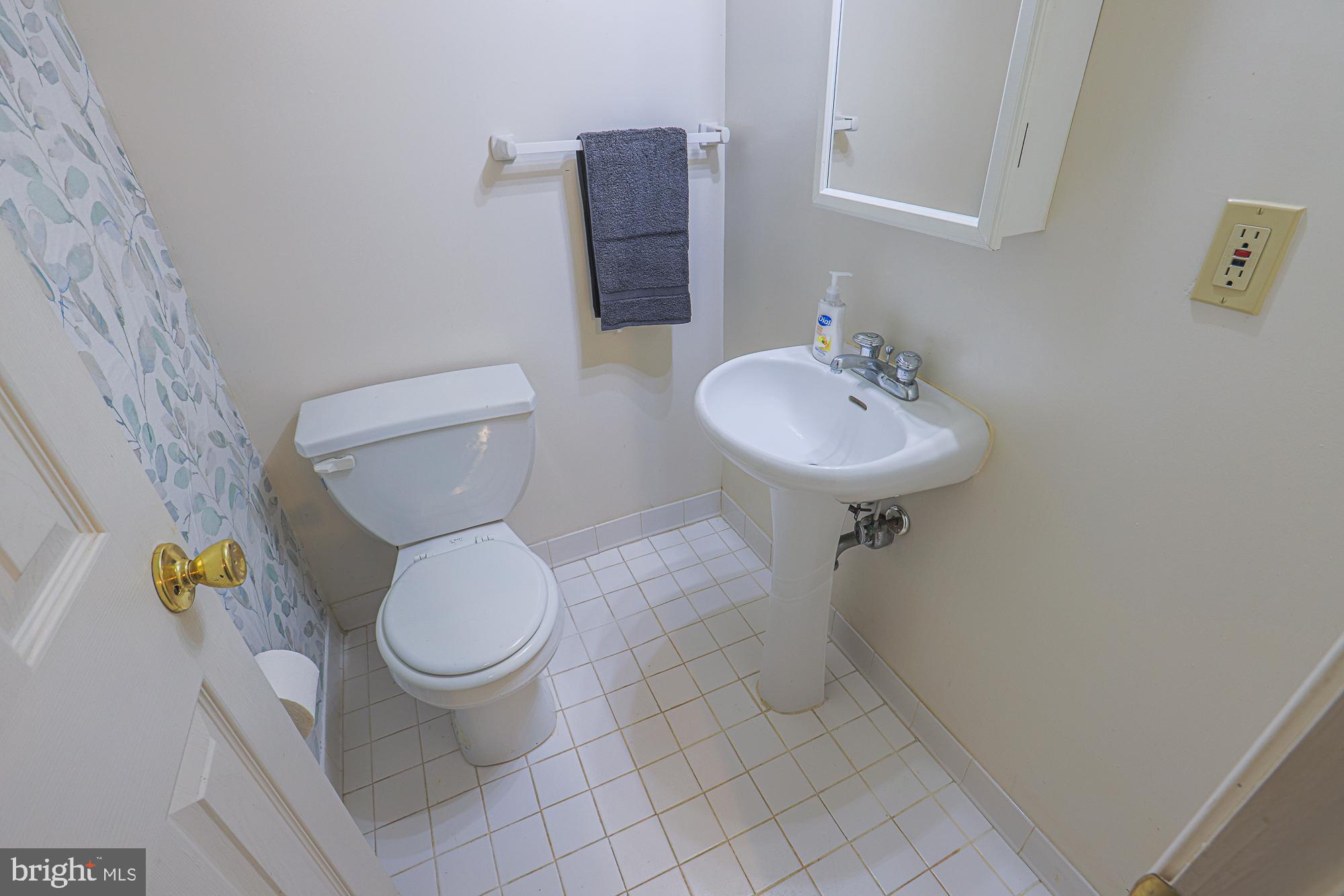 WILLIAMSBURG - Residential