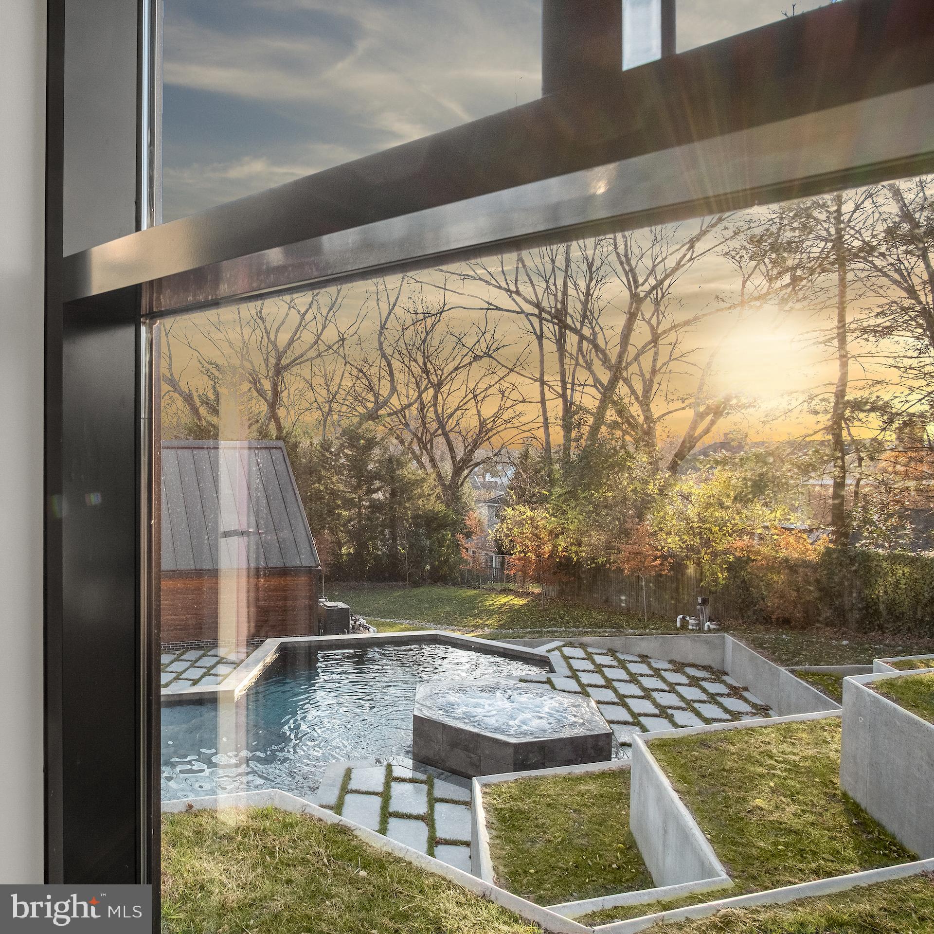 RUCKERS LANGLEY - Residential