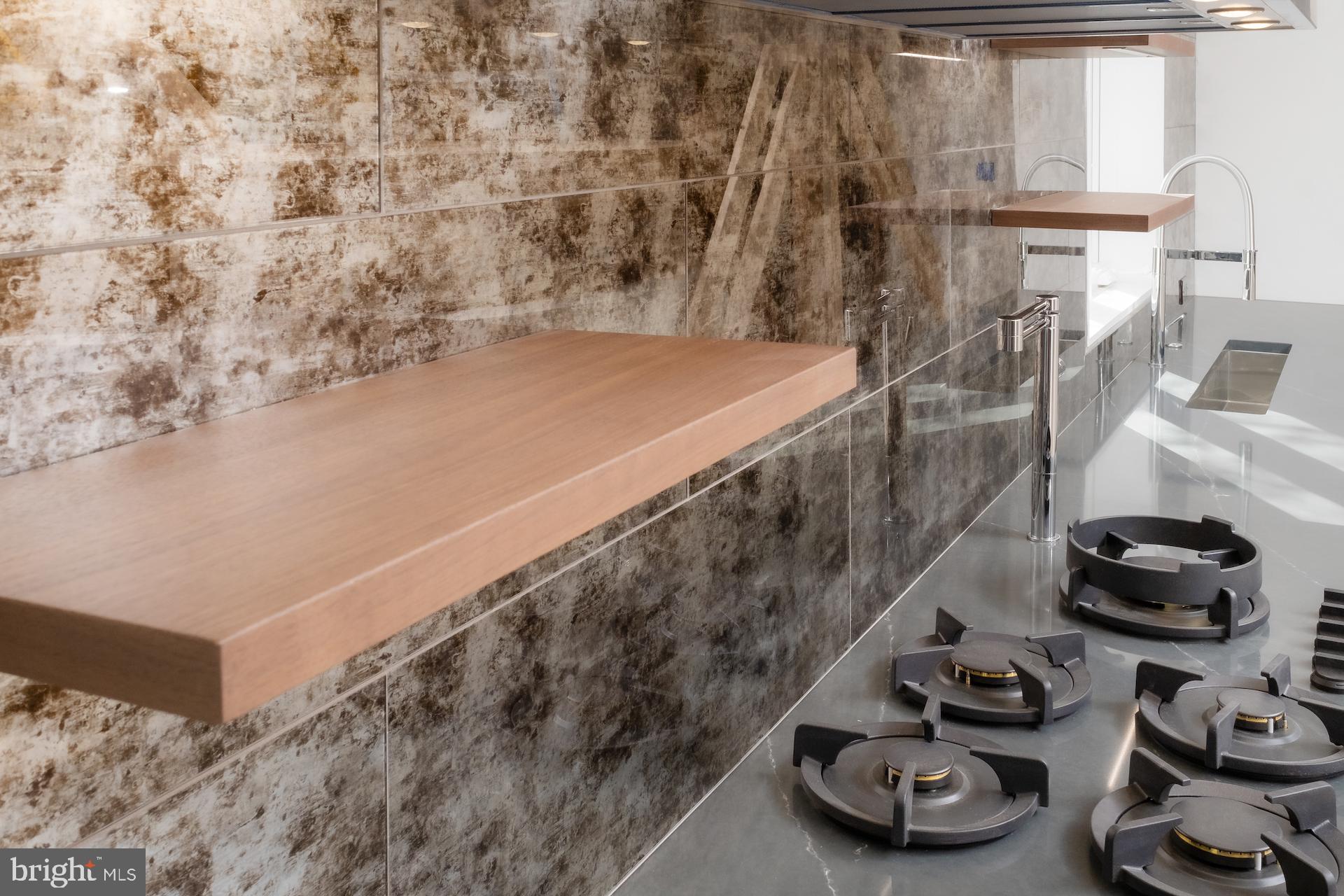 RUCKERS LANGLEY - Residential