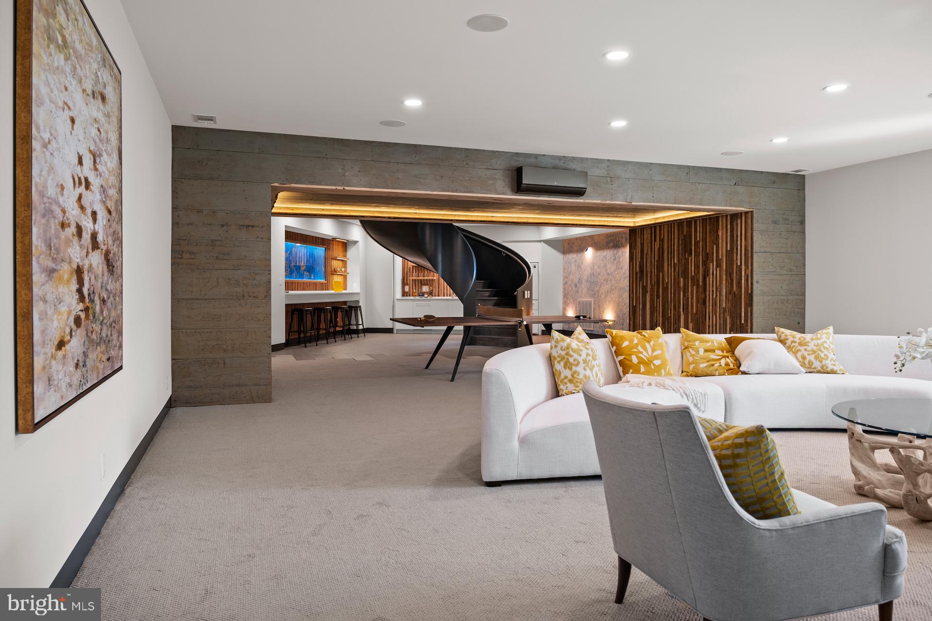 RUCKERS LANGLEY - Residential