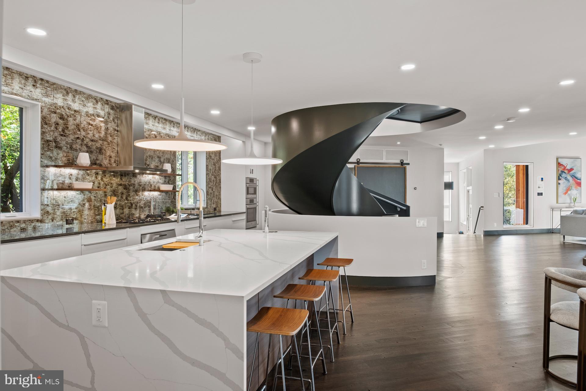 RUCKERS LANGLEY - Residential