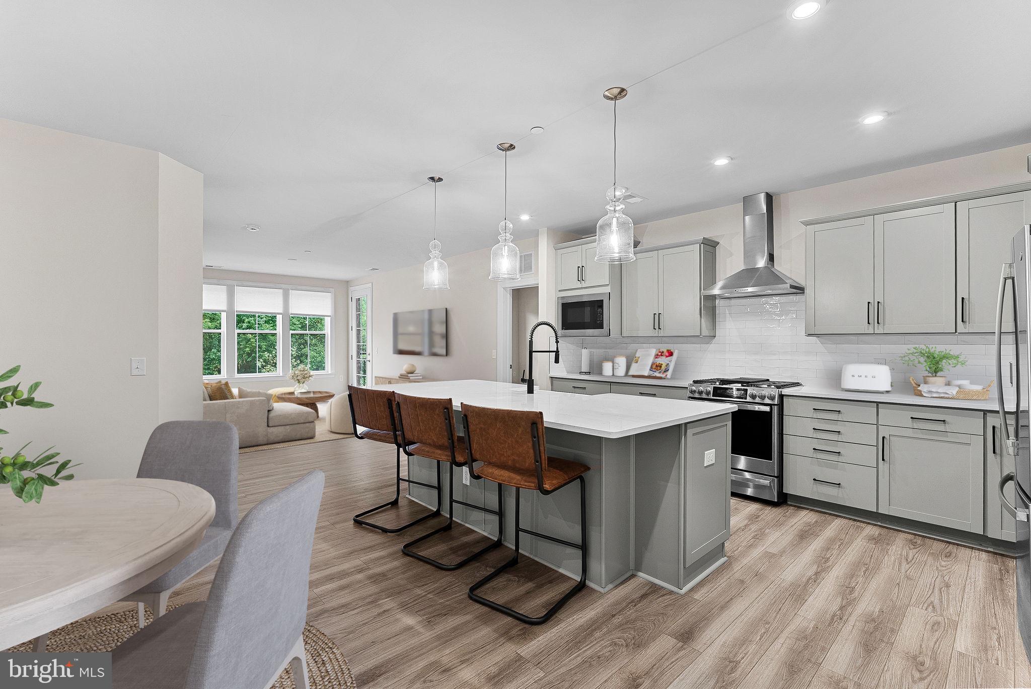 3925 FAIR RIDGE DRIVE 305