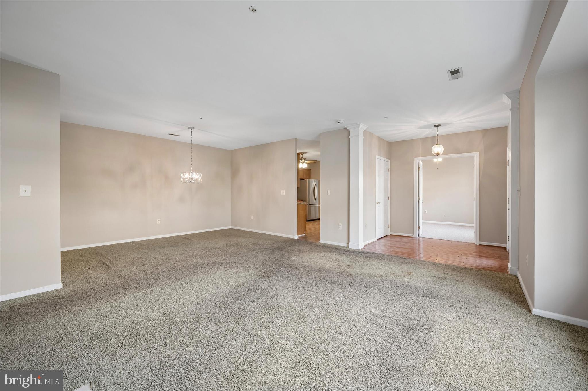 STUARTS KEEP - Residential