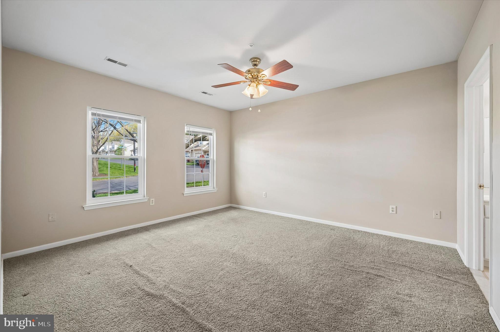 STUARTS KEEP - Residential