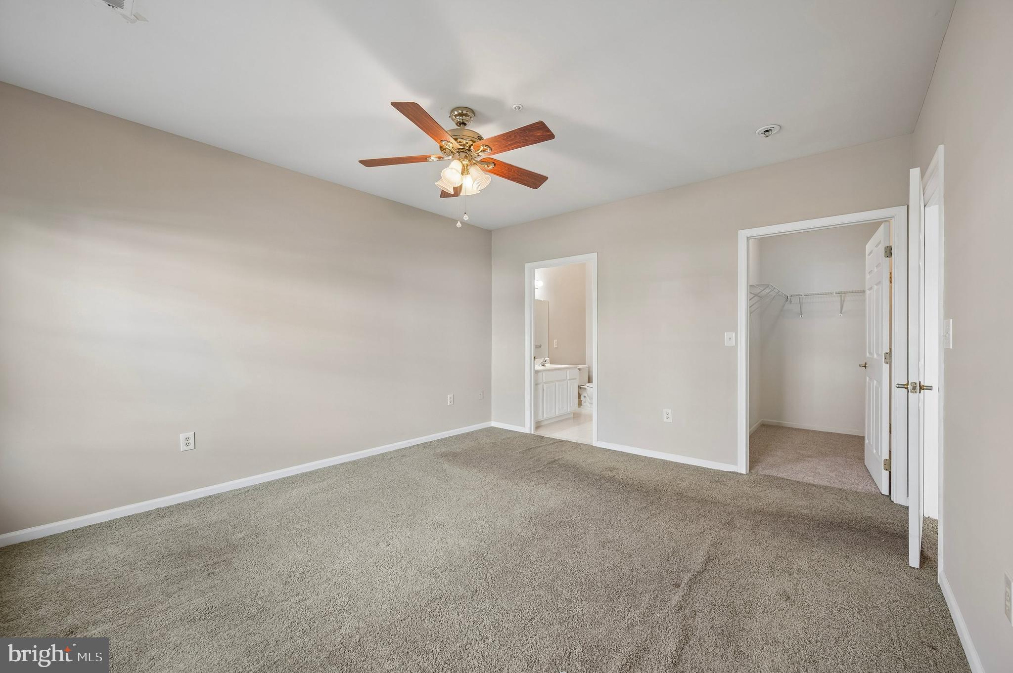 STUARTS KEEP - Residential