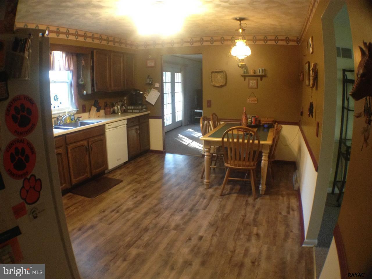 COUNTRY CLUB WEST - Residential