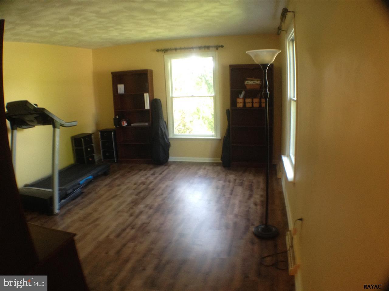 COUNTRY CLUB WEST - Residential