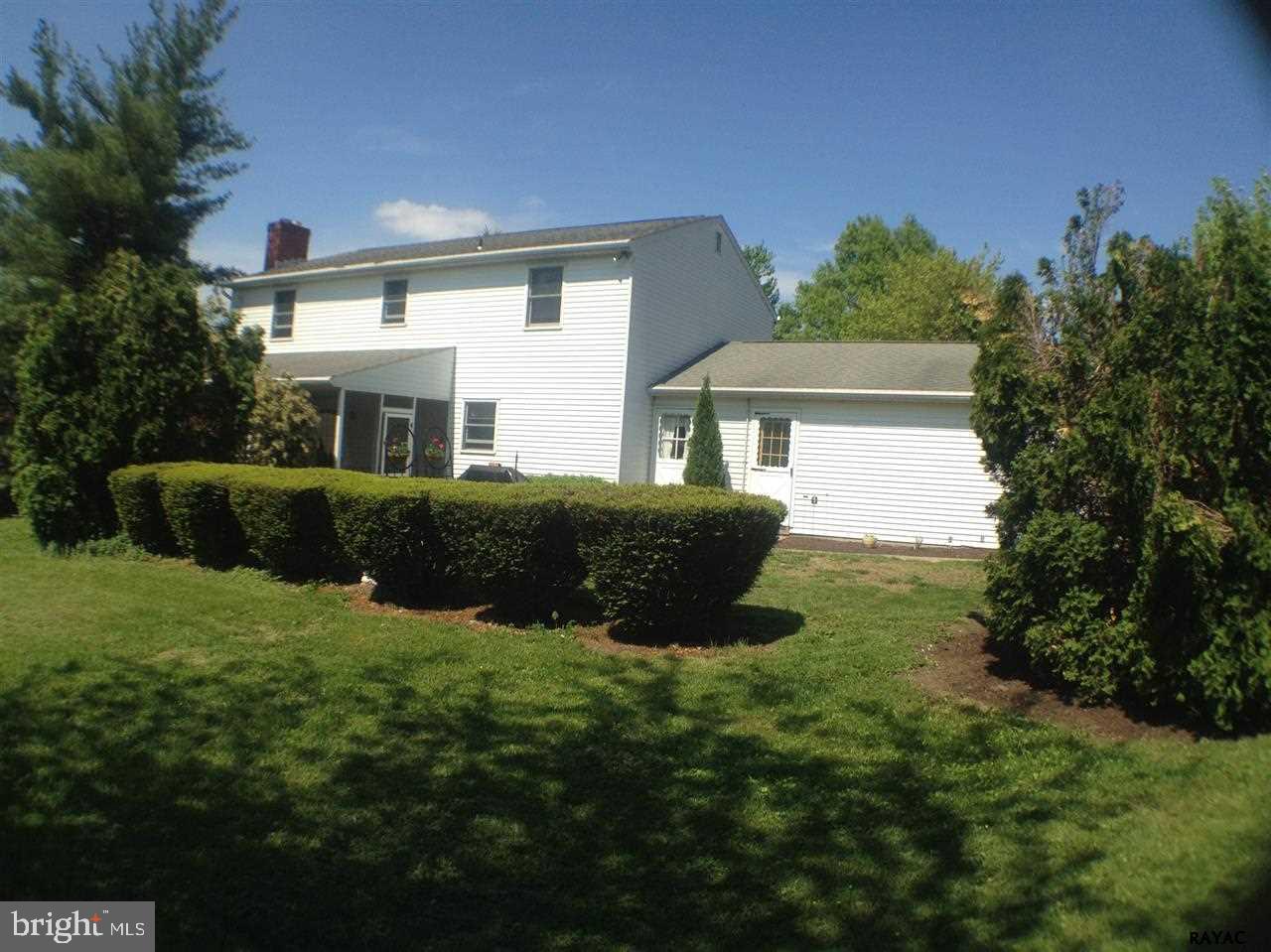 COUNTRY CLUB WEST - Residential