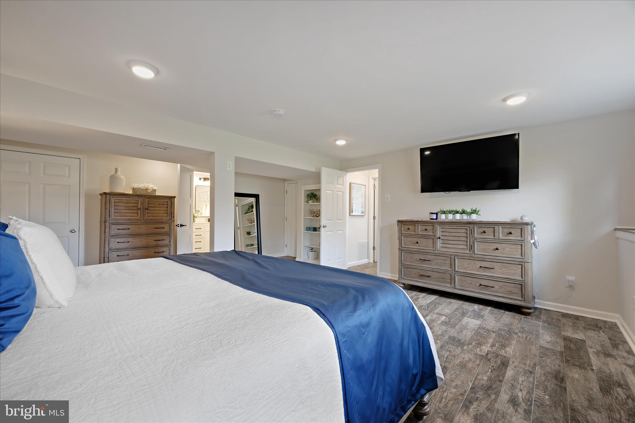 HILLSMERE ESTATES - Residential