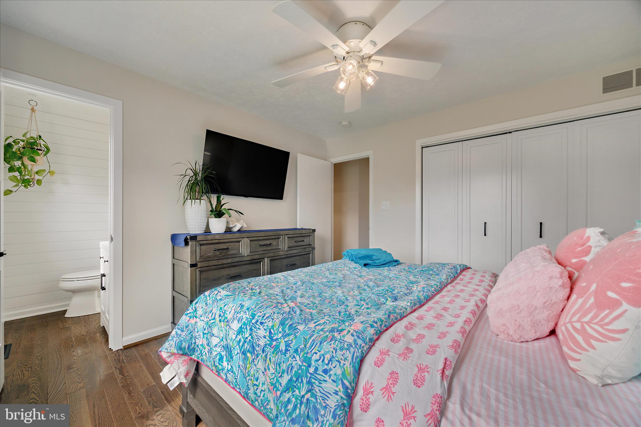 HILLSMERE ESTATES - Residential