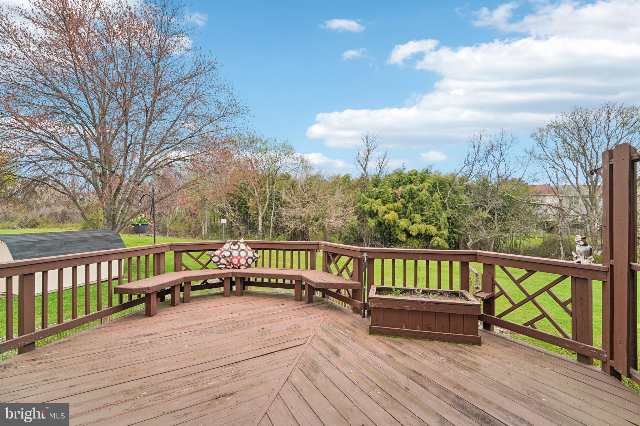 ROBERTS FIELD - Residential