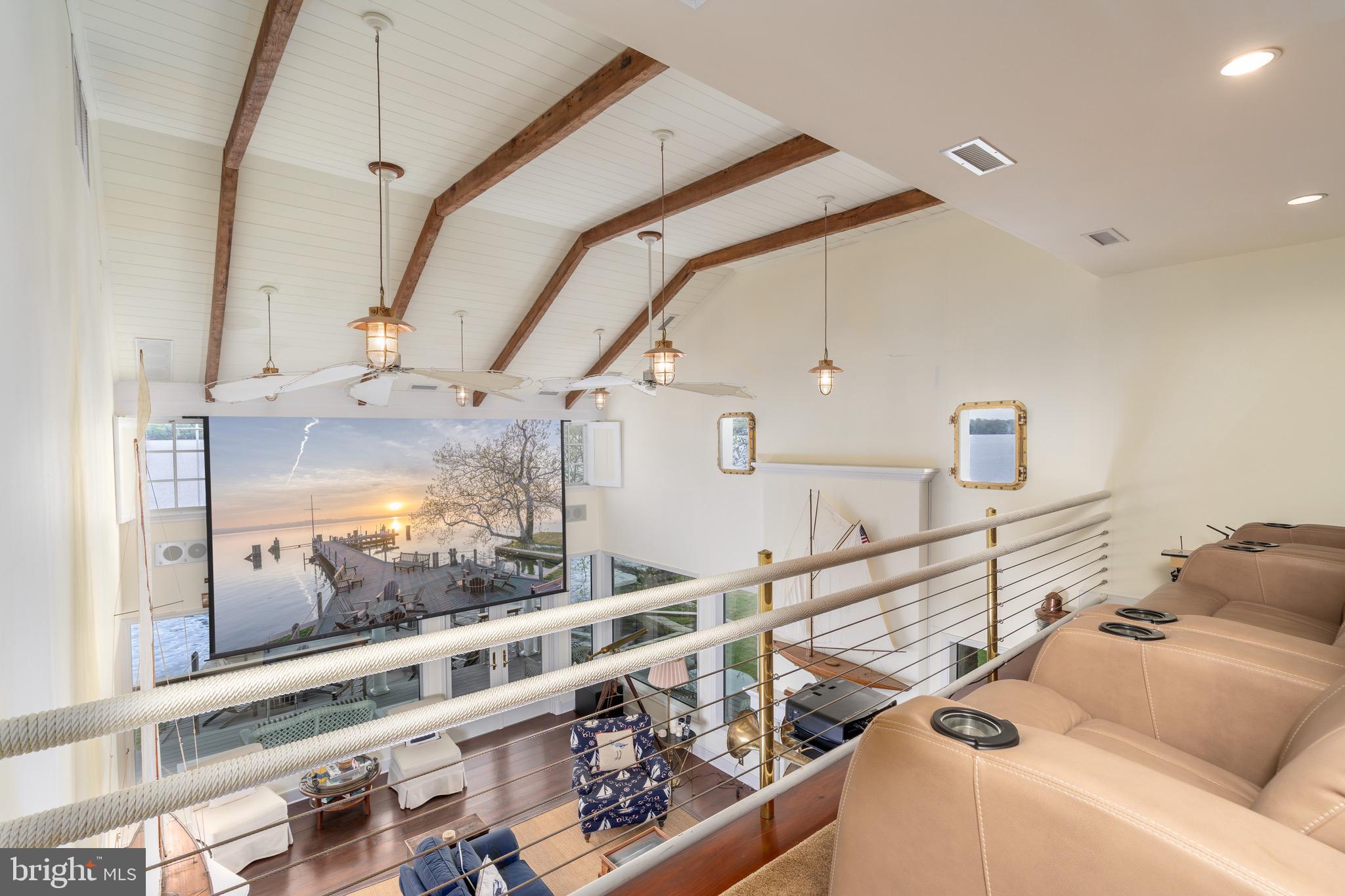 WELLINGTON VILLA - Residential