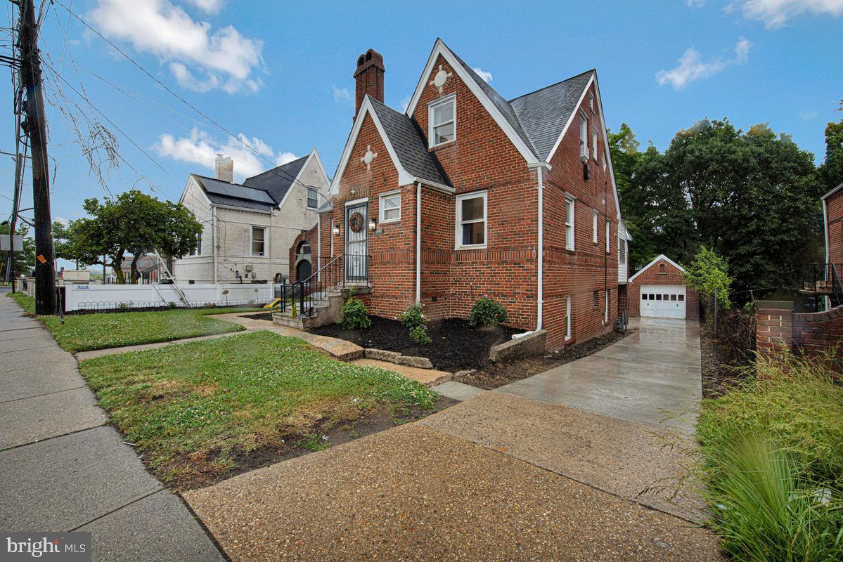 5002 SILVER HILL ROAD