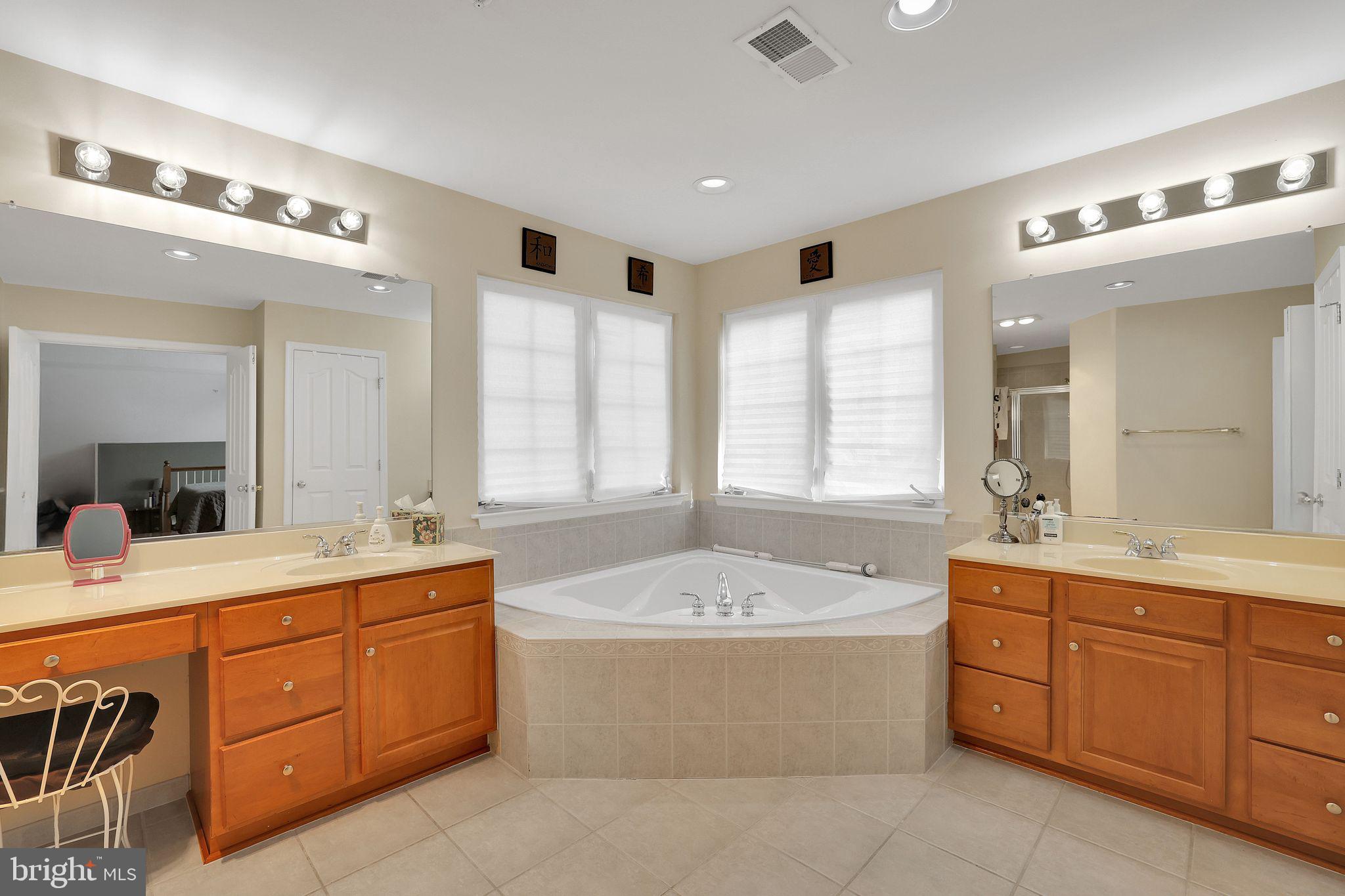 FAIRWOOD - Residential