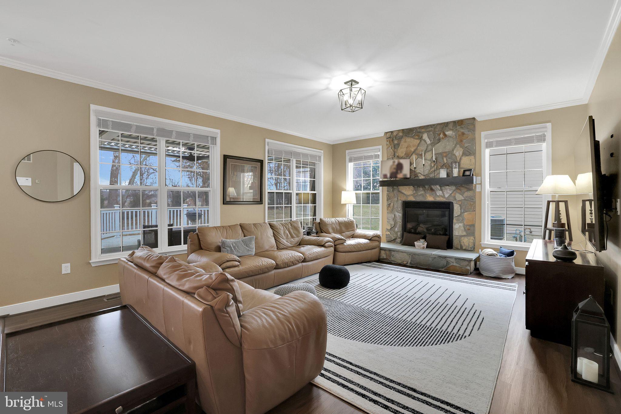 FAIRWOOD - Residential